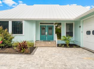 525 Wahoo Rd, Panama City Beach, FL 32408