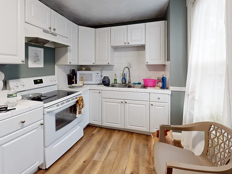 107 Bradford St #2 — Photo 2