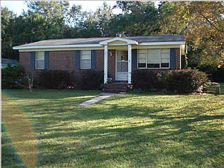 2nd image of 3011 Belle Air Blvd