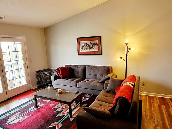 3rd image of 31 Indian Cove Cir Unit 3
