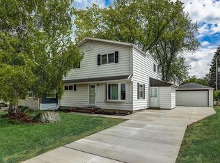711 Lakeview Ave, South Milwaukee, WI 53172