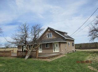 204 Bloomquist Rd, Iron River, MI 49935