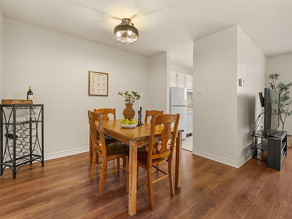 5th image of 281 Windmill Rd #346