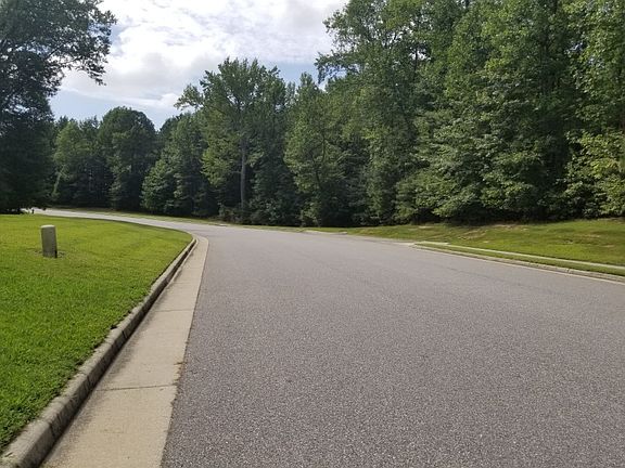 4th image of 1528 Camerons Landing Blvd