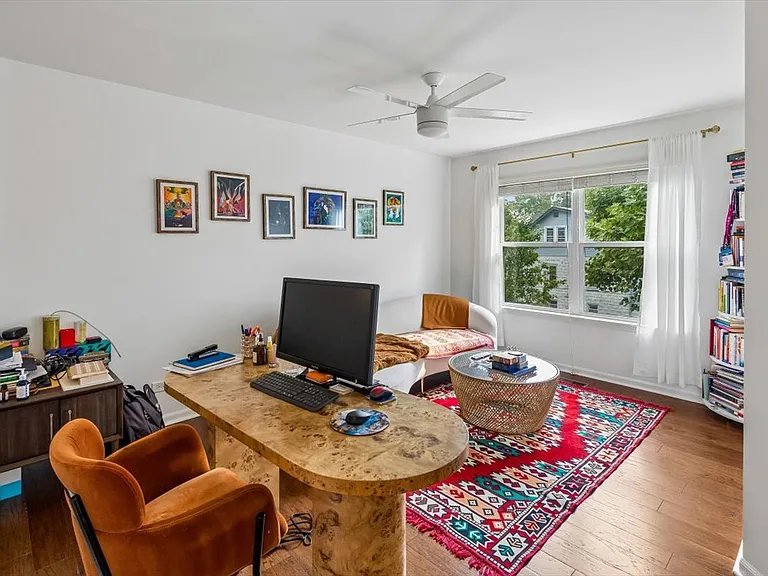 2419 Birch St — Photo 10