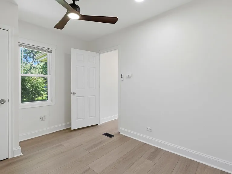 1030 Westmore Meyers Rd — Photo 24