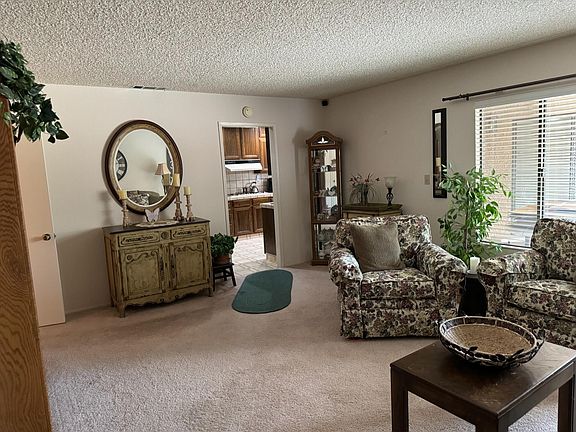 5th image of 45145 Harlas Ave