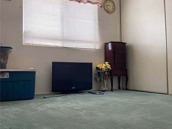 5th image of 12353 Bridgewood Ln