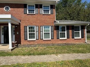 246 Medlock Rd, Lexington, KY 40517