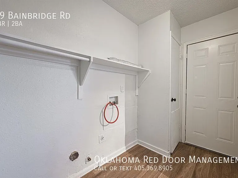 29 Bainbridge Rd — Photo 16