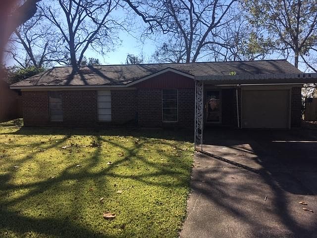 1st image of 404 Jasmine St