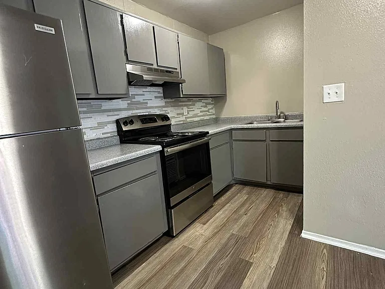 SAN MARCOS APARTMENTS — Photo 50
