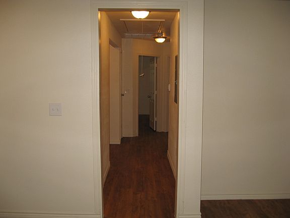 4th image of 7666 Oak Chase