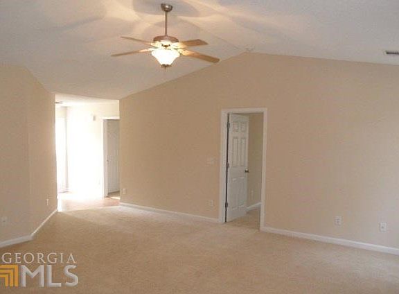 2nd image of 485 Ivy Hills Cir