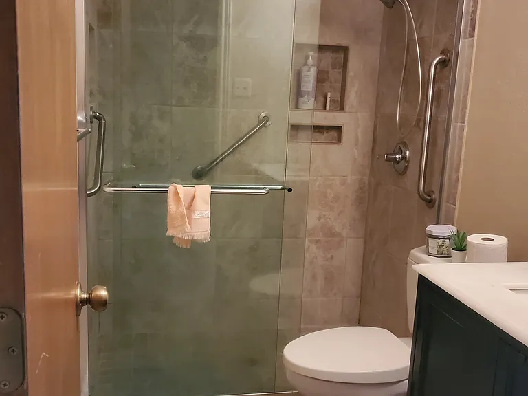 815 Nokomis Cir — Photo 3