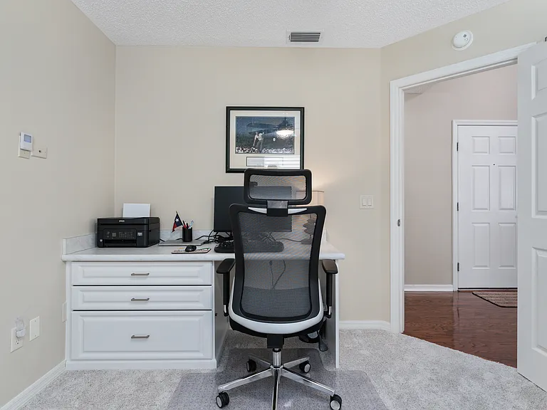 2374 Ridgeway Ct — Photo 14