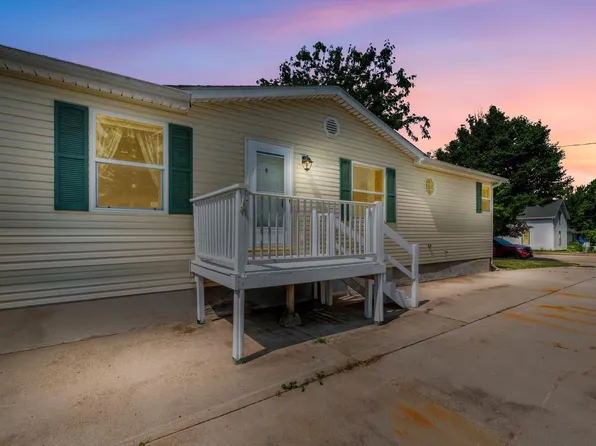 437 North Main STREET, Fall River, WI 53932