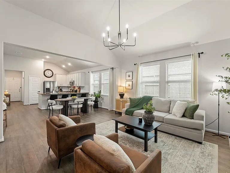 14911 Spring Forest Ln — Photo 3