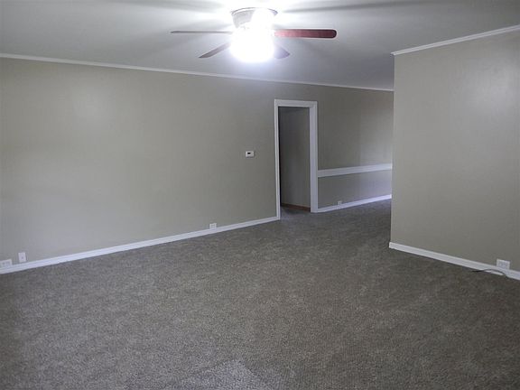 2nd image of 1418 Beverly Dr