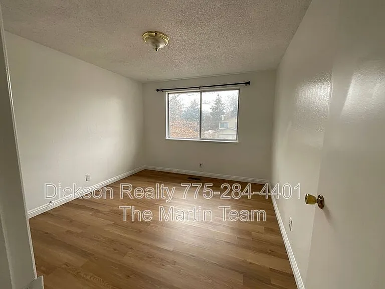 3268 Bunker Hill Ln — Photo 7