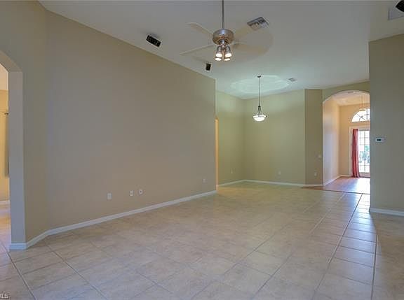5th image of 5546 Whispering Willow Way