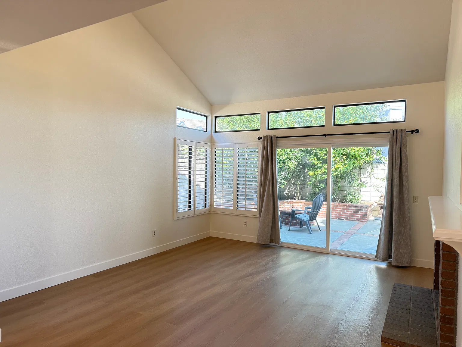 4 bed, 1934 sqft, $3,680 — Photo 4