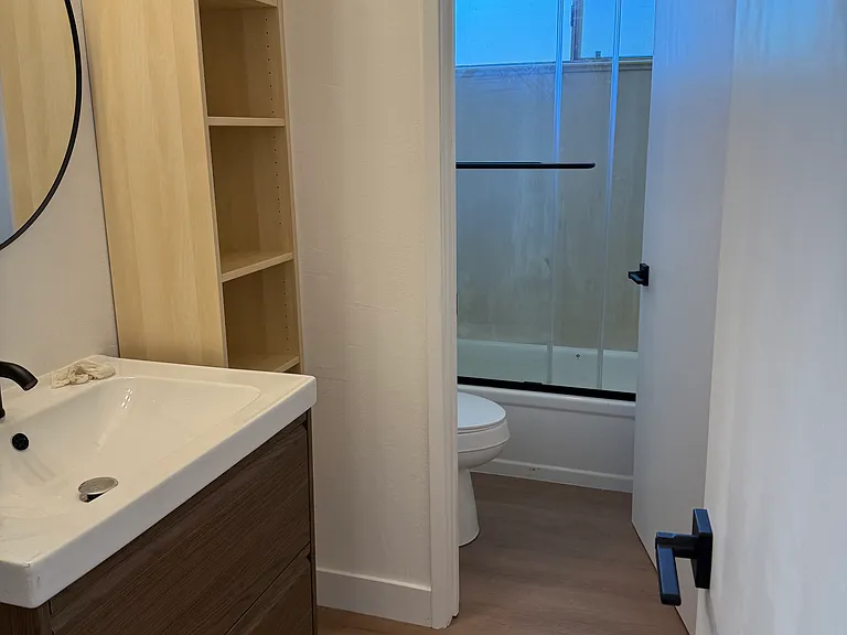 9116 Cornwall Dr — Photo 17