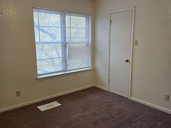 3rd image of 1703 N 38th St APT B