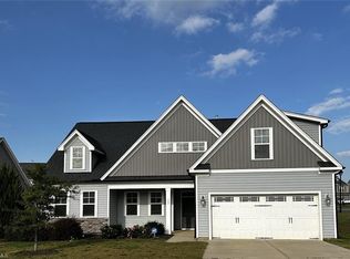 102 Hickock Ct, Mebane, NC 27302