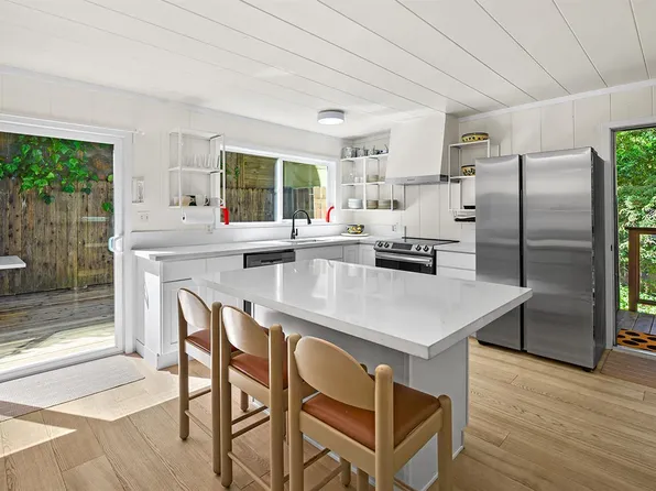 14194 Lovers Lane, Guerneville, CA 95446