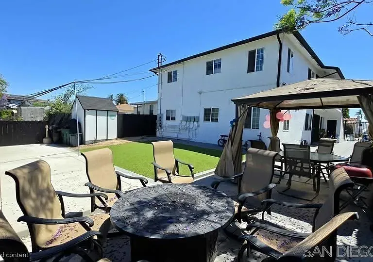 3934 1/2 Marine View Ave — Photo 3