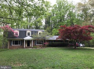 2 Pinebark Ct, Brinklow, MD 20862