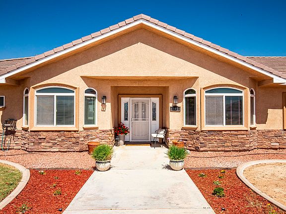 3rd image of 43944 Appaloosa Dr
