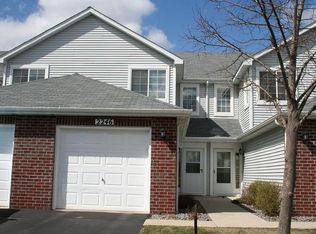 2246 Water Lilly Ln, Eagan, MN 55122