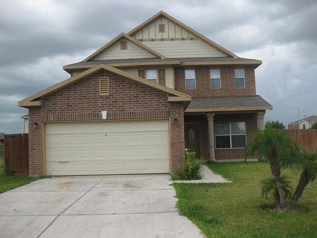1st image of 804 E Biyaneta Ave