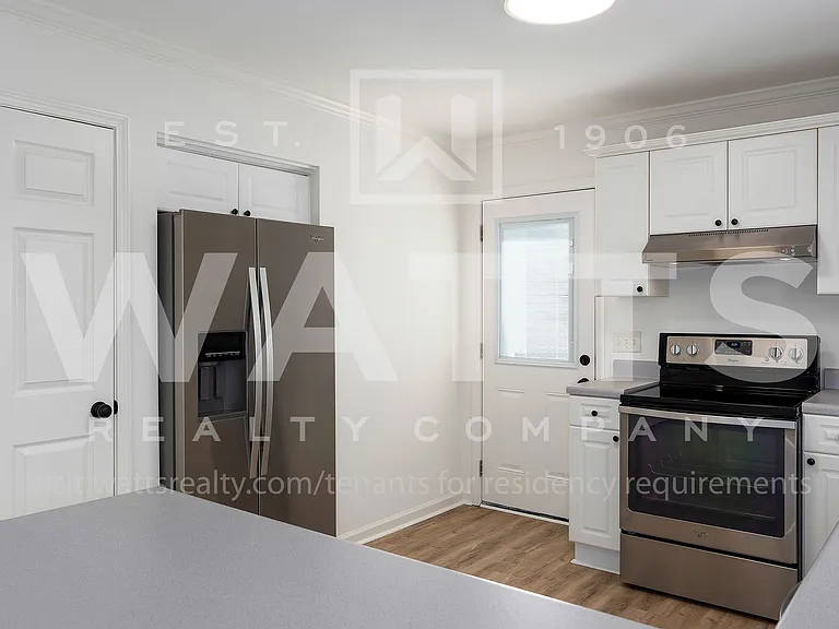 535 Walker Rd — Photo 10