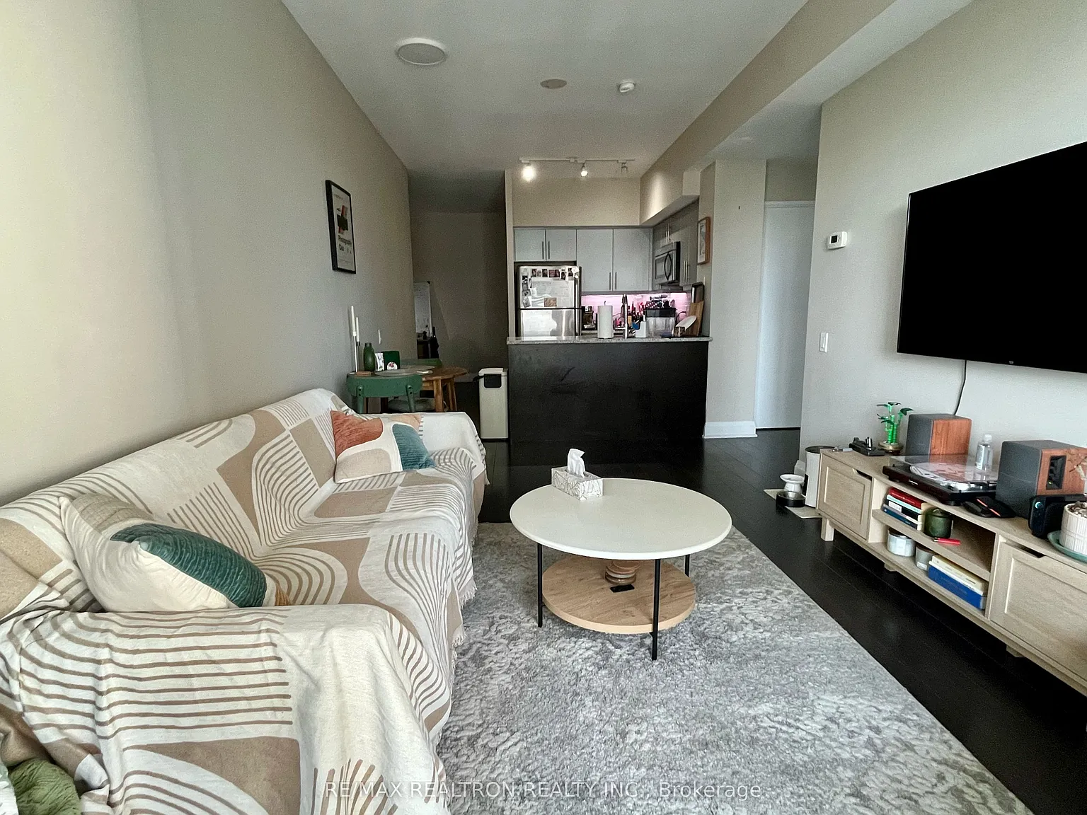 2 bed, $2,650 — Photo 3