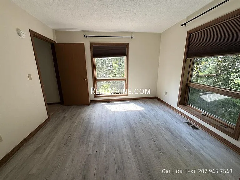 135 Howard St #E — Photo 4