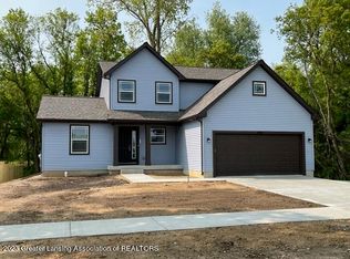 808 Starlight Way, Perry, MI 48872