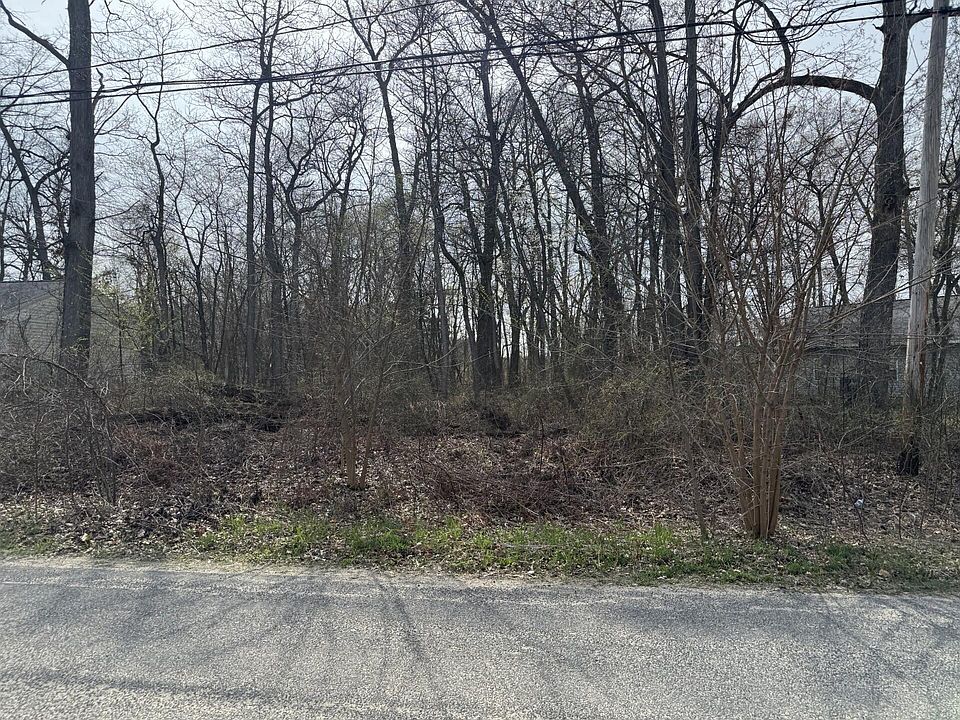 1st image of S Woodland St