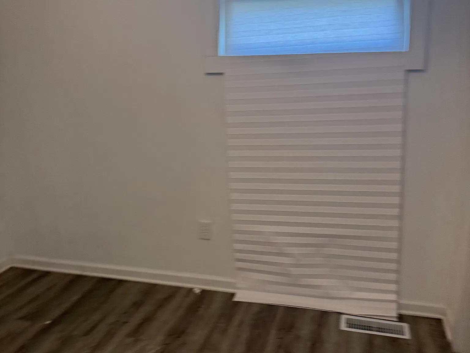 3 bed, 1.0 bath, $1,350 — Photo 4