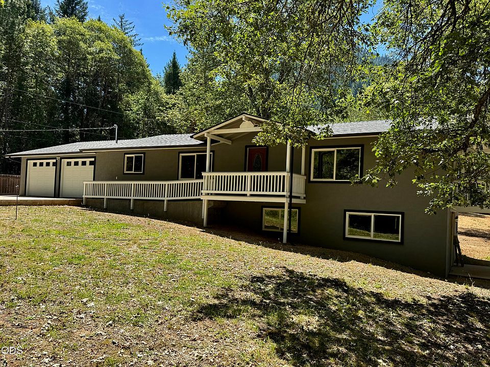 1st image of 380 Dexter Way