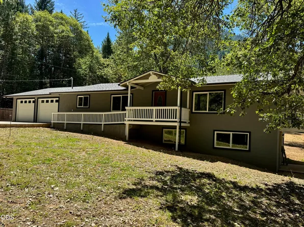 380 Dexter Way, Grants Pass, OR 97527