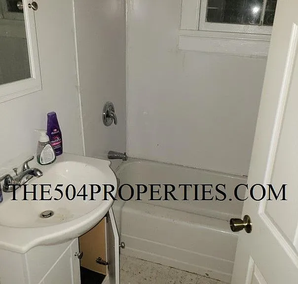 3822 Delachaise St — Photo 7