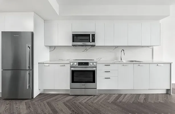 Rented by E Realty International Corp | media 5