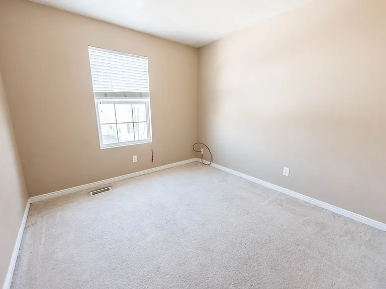 2037 N 2125 W — Photo 5