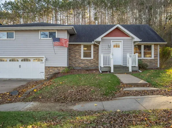 445 Maple St, Glenwood City, WI 54013