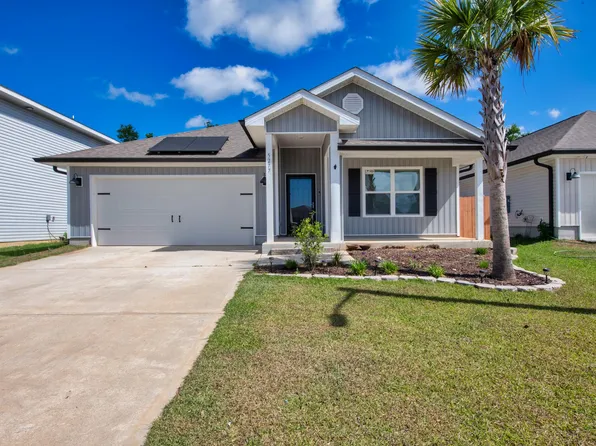 5277 Peach Dr, Pace, FL 32571