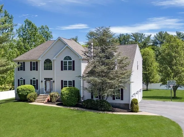 199 Bay Rd, Norton, MA 02766