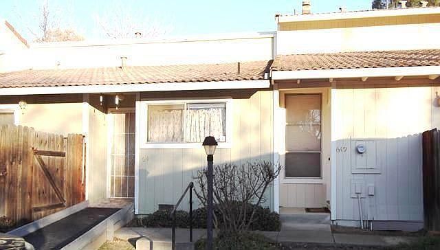 1st image of 647 Beelard Dr
